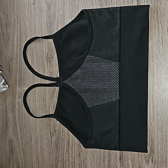 Nike sports bra - Picture 2 of 4